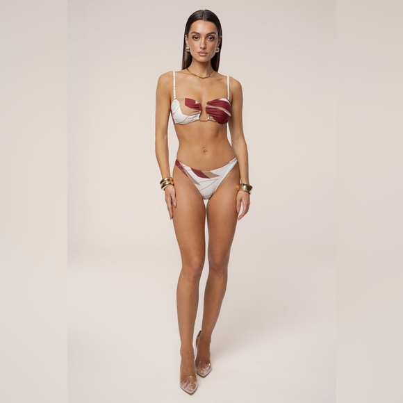 JLUXLABEL- IVORY PALM PRINT TROPICAL TIDE BIKINI Set Size Medium